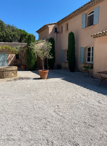 The Charles Villa