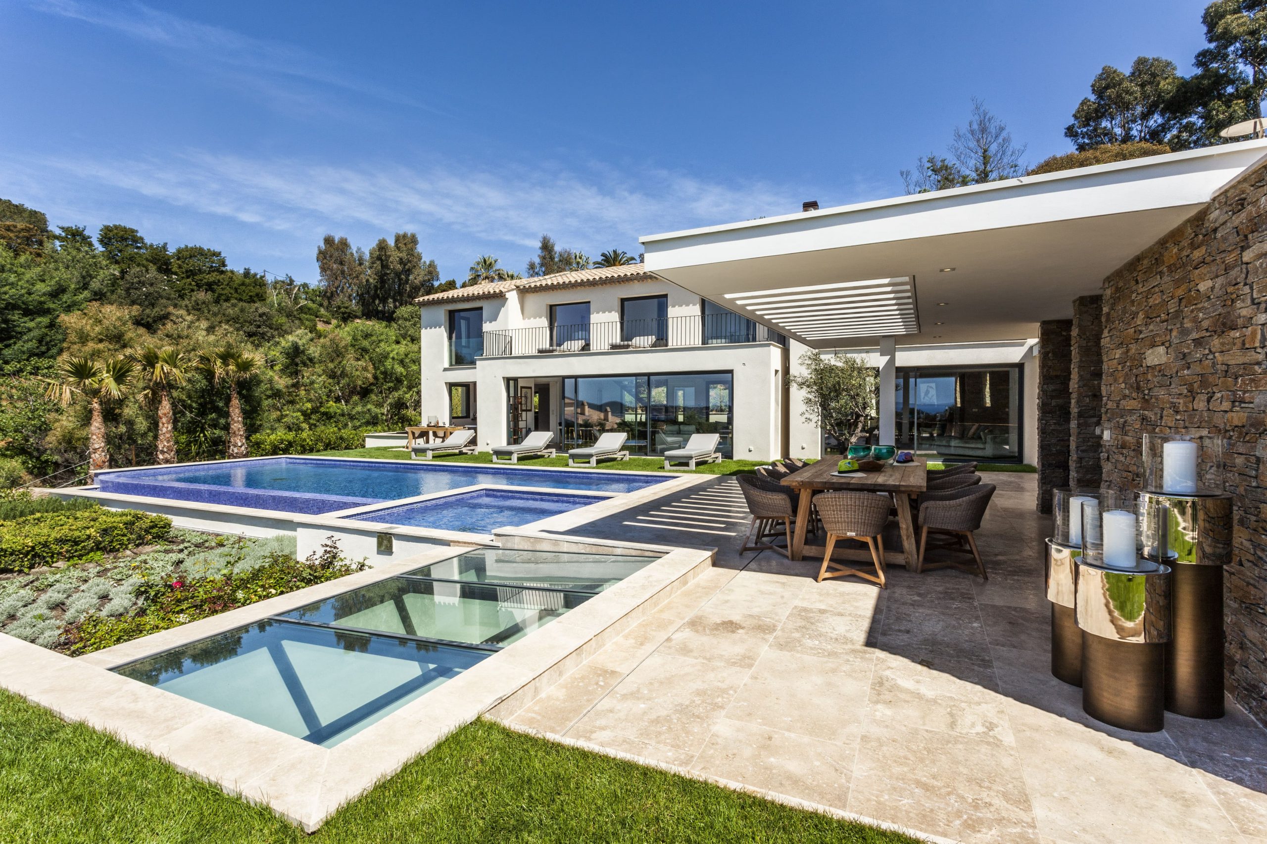 The Humming Villa
