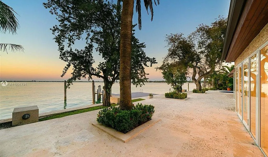 The Beech Villa