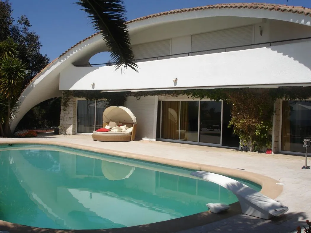 The Roxy Villa