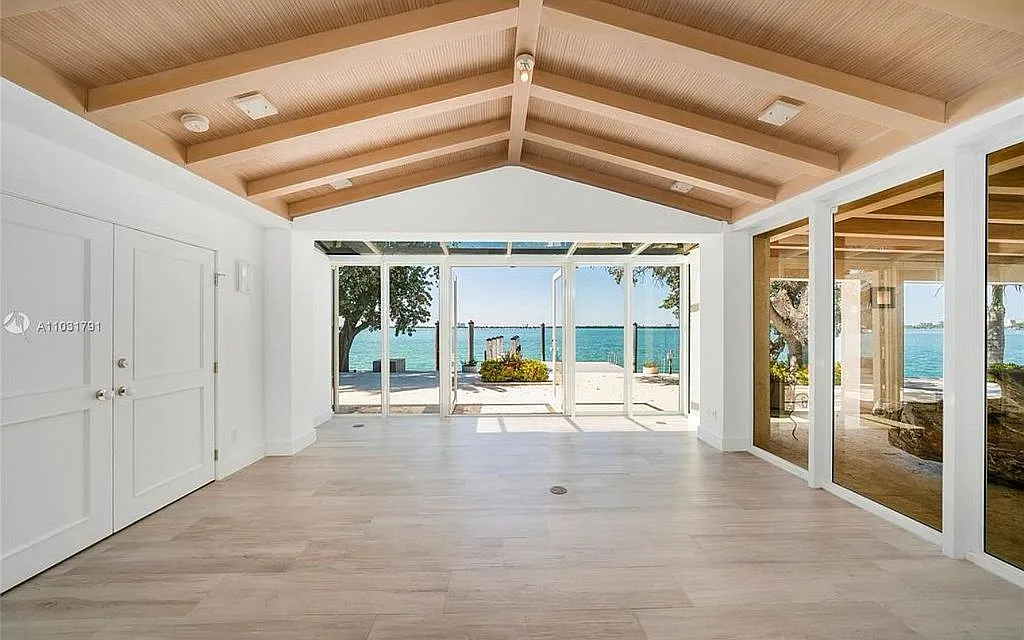 The Beech Villa