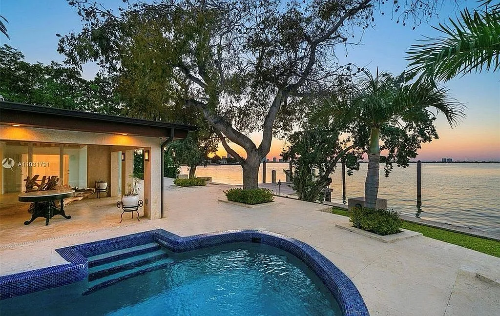The Beech Villa