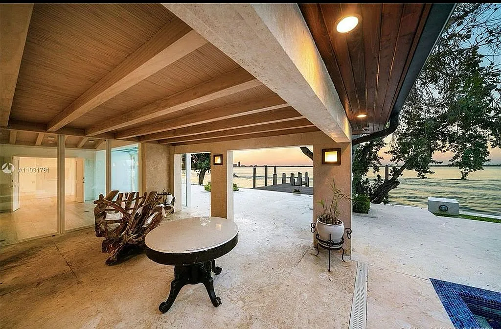 The Beech Villa