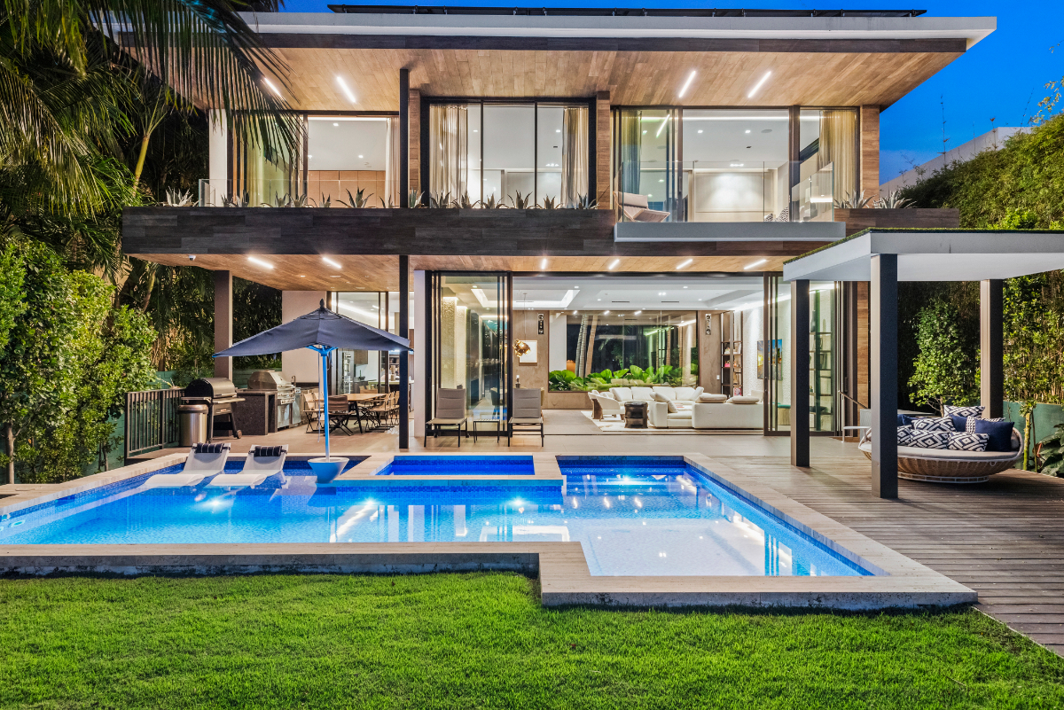 The Regina Villa