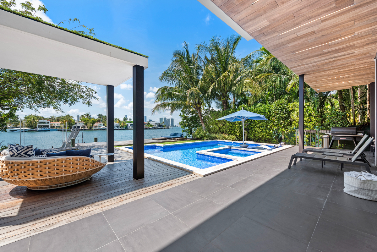 The Regina Villa