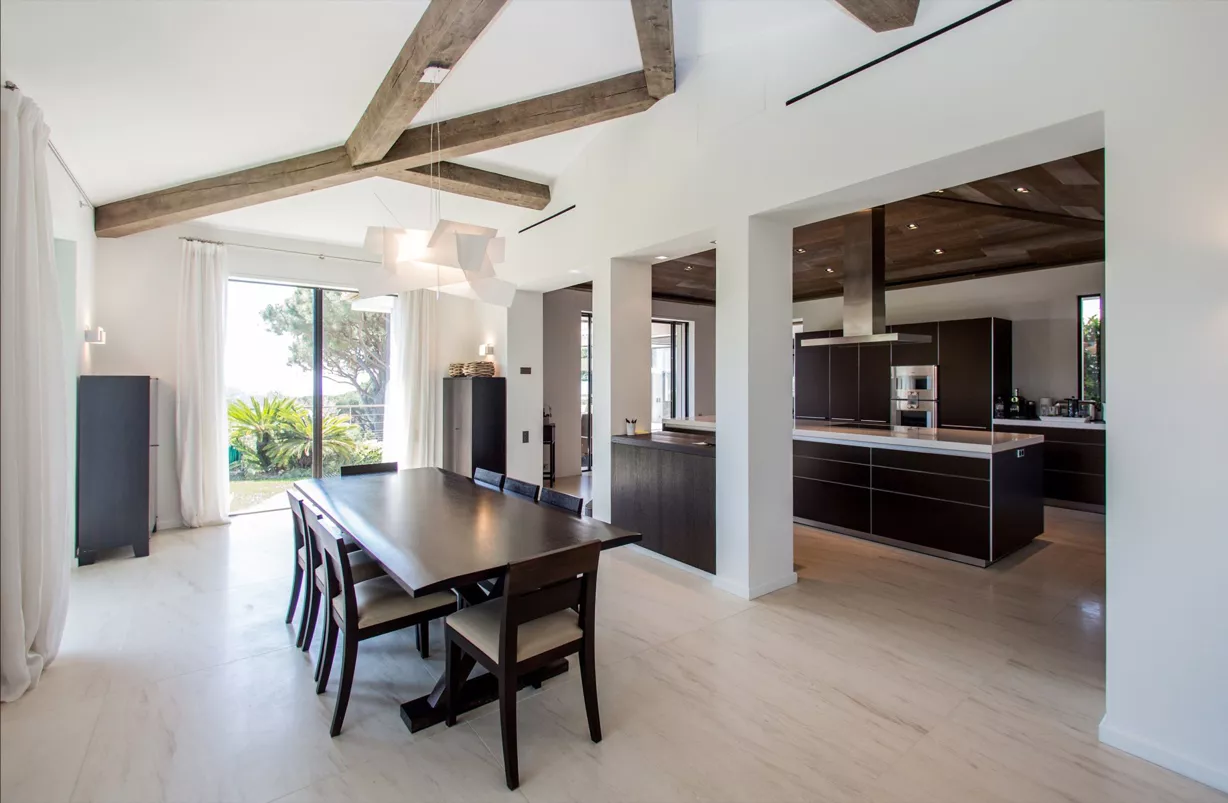 The Leora Villa