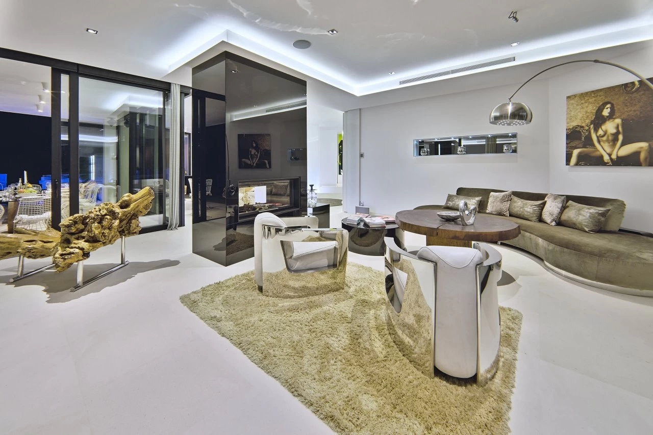 The Bora Villa