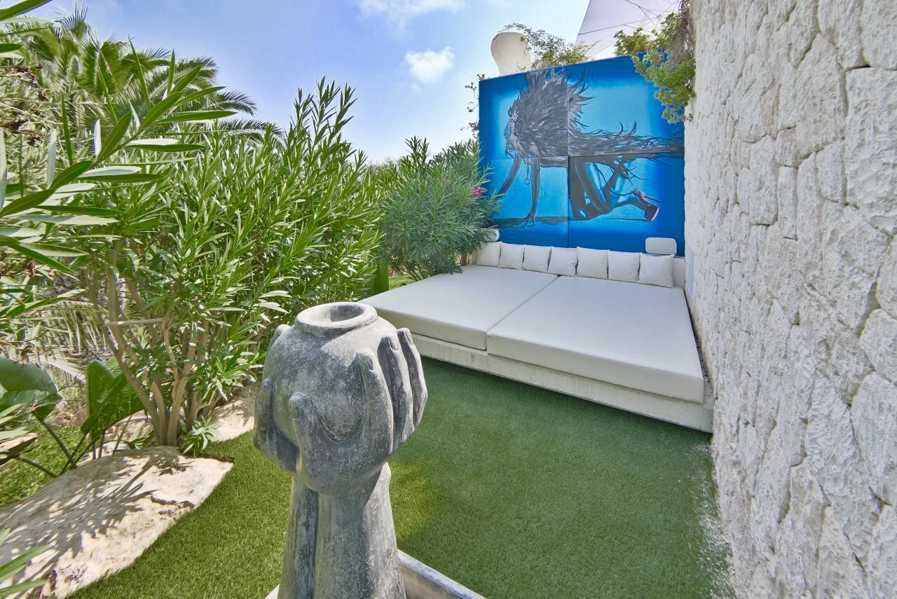 The Bora Villa