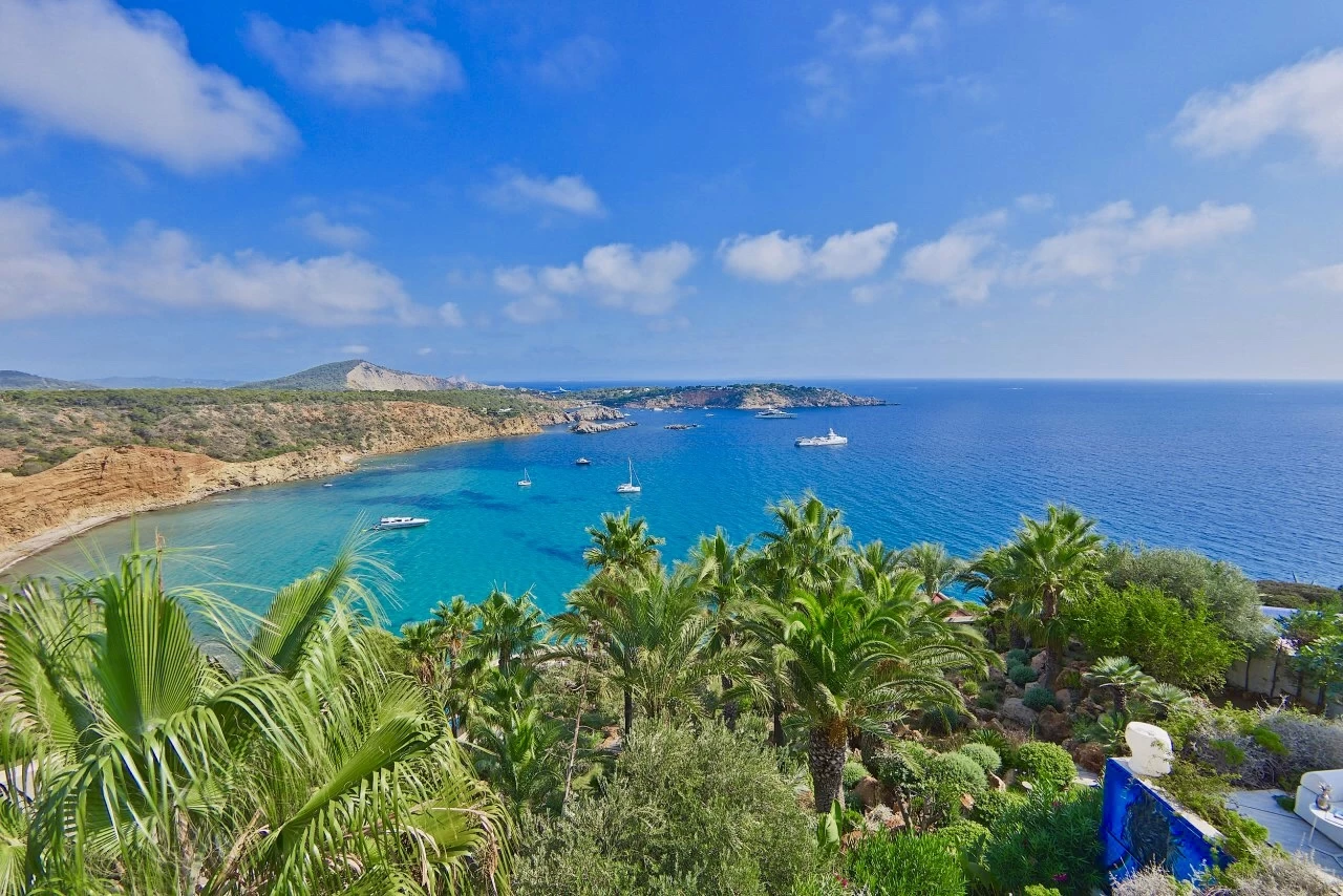 The Bora Villa