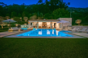 The Serritas Mansion