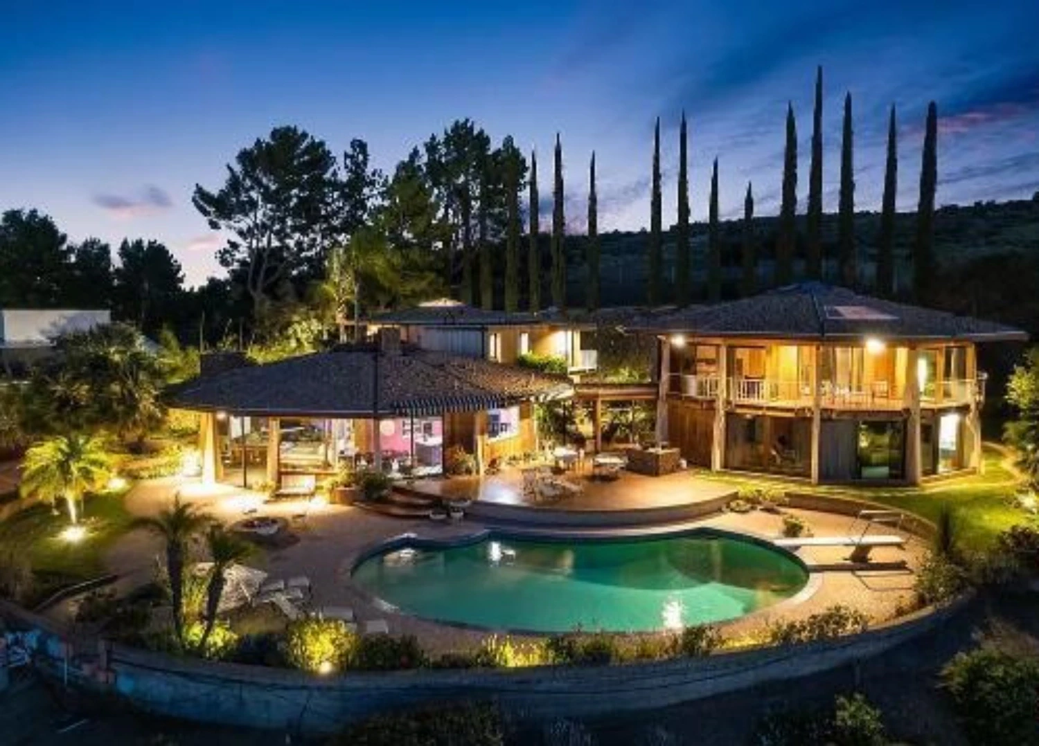 The Alonzo Villa