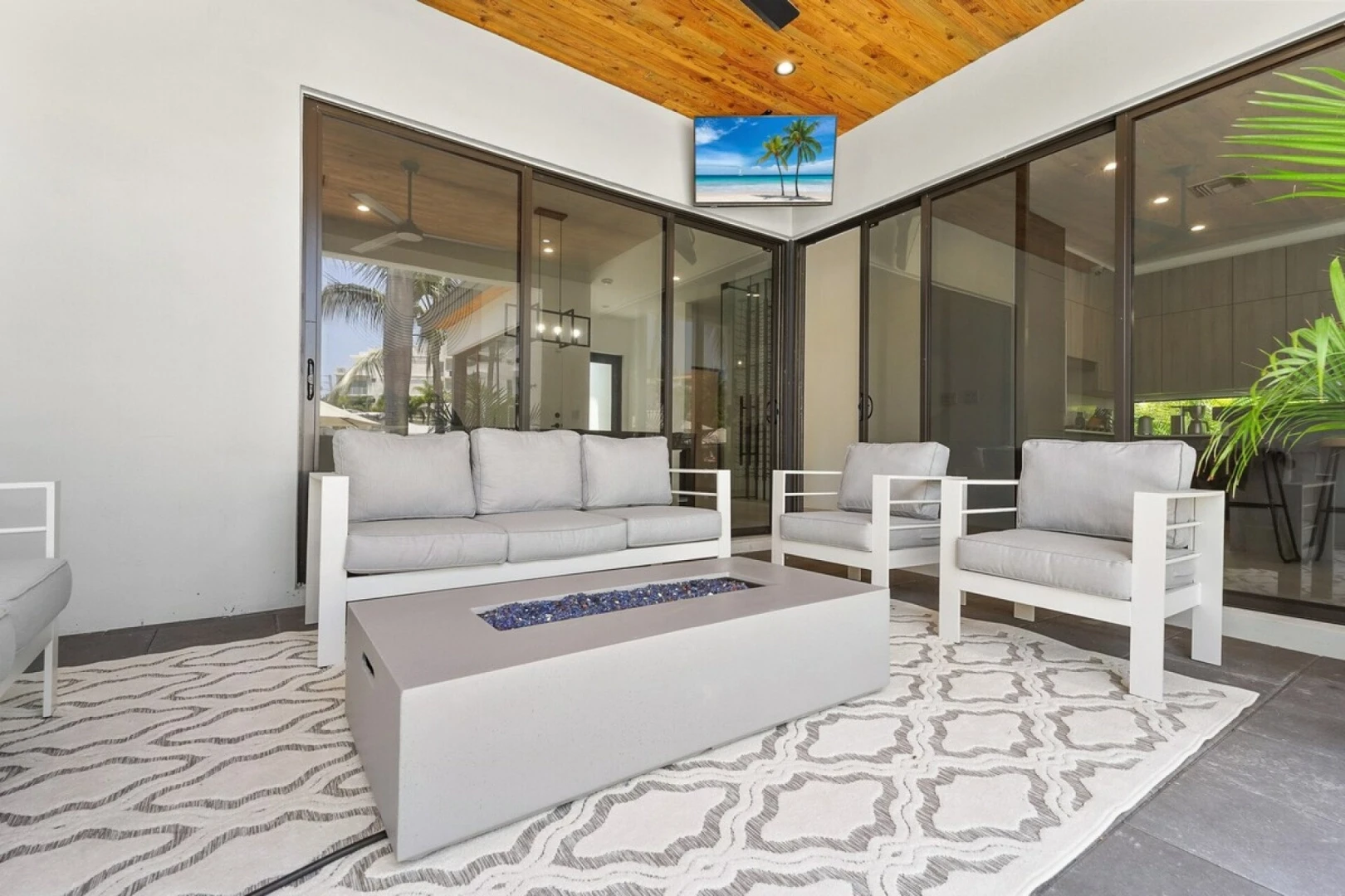 The Azul Villa