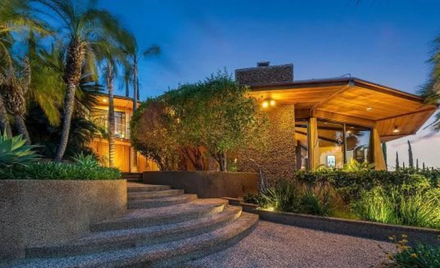 The Alonzo Villa