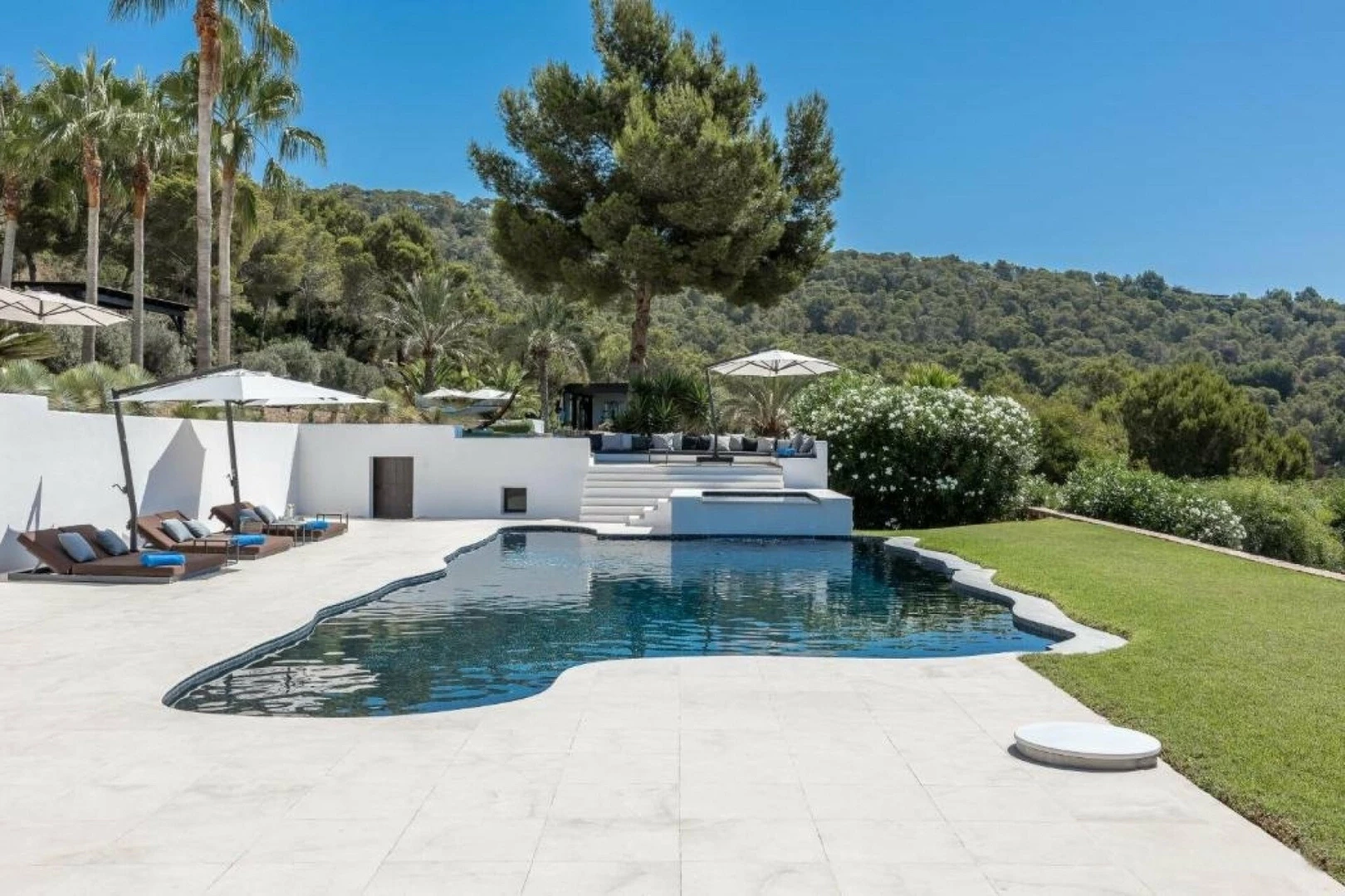 The Cannemo Villa