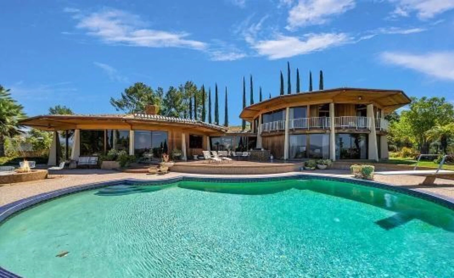 The Alonzo Villa