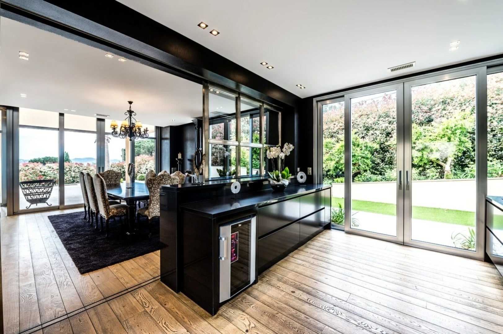 The Pierre Villa
