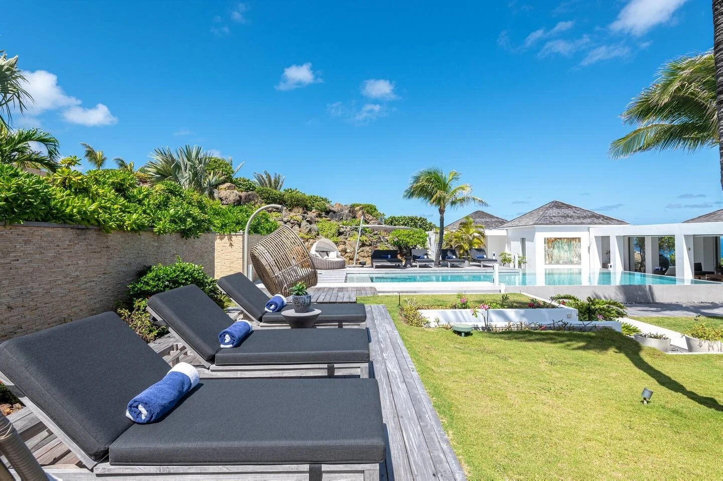 The Casadelmar Villa