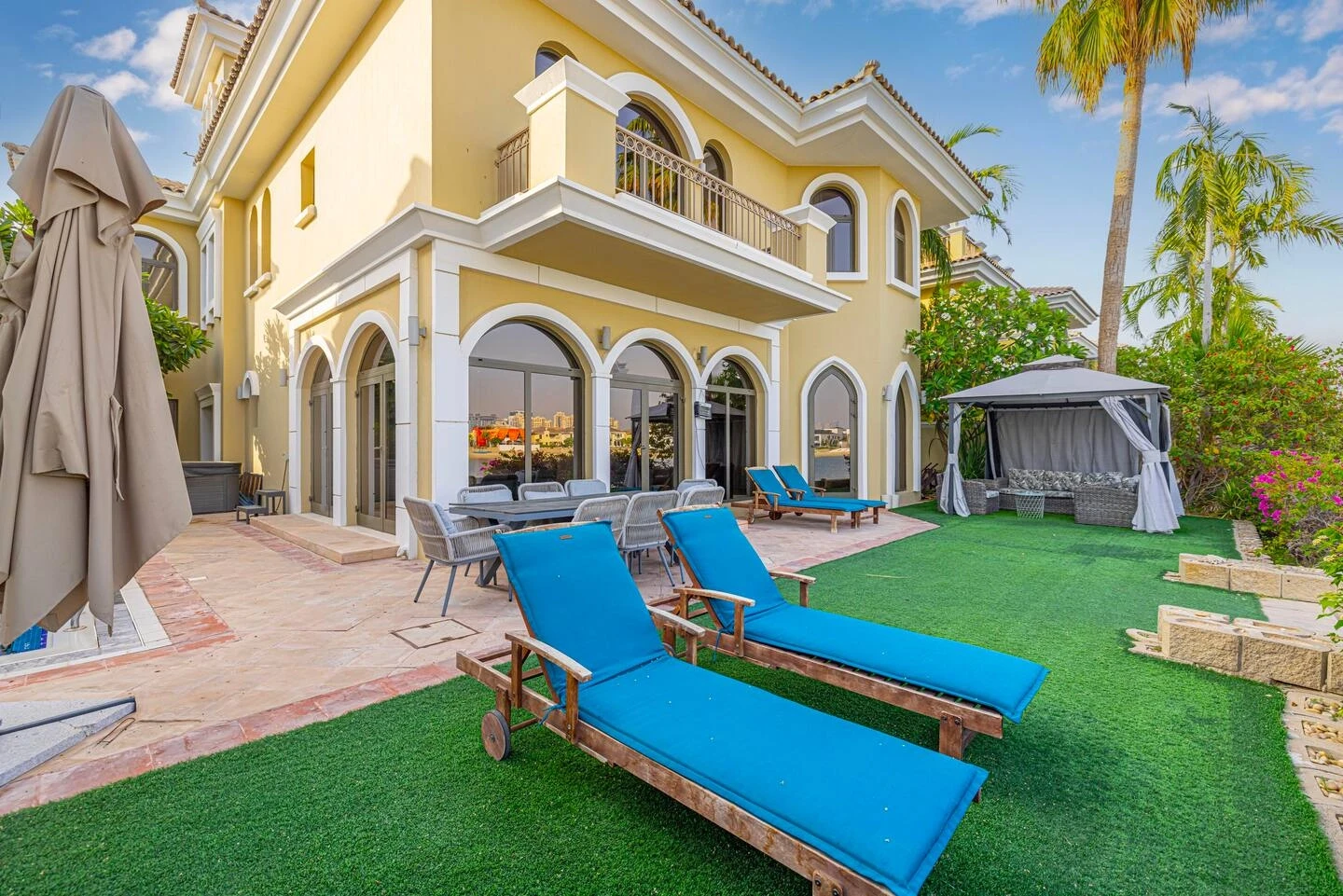 Luxury Villa rental Dubai