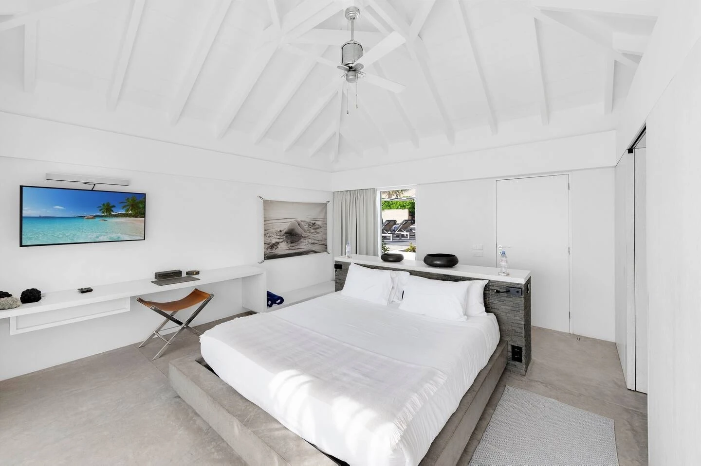 The Casadelmar Villa