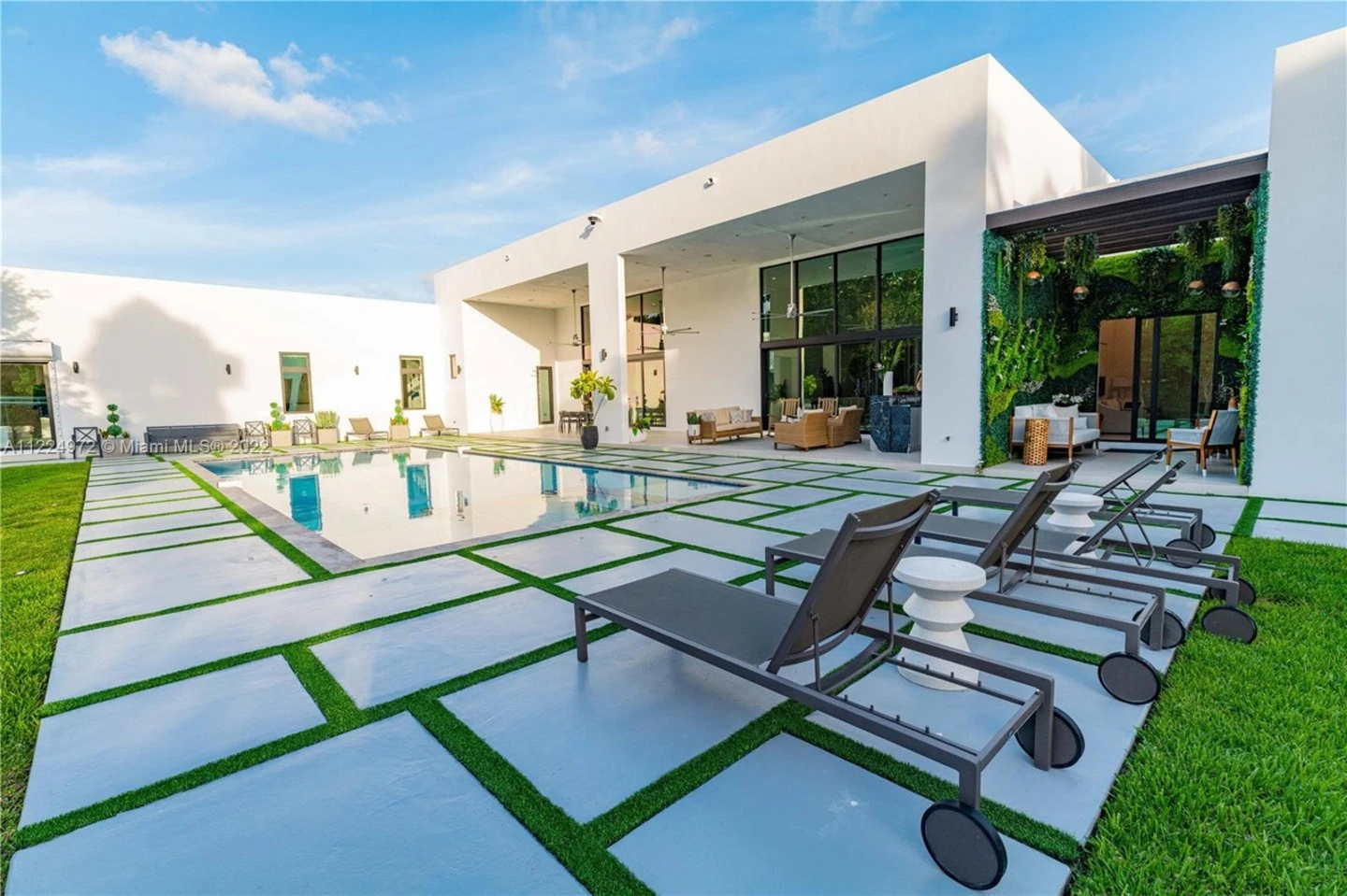 The Chapman Villa