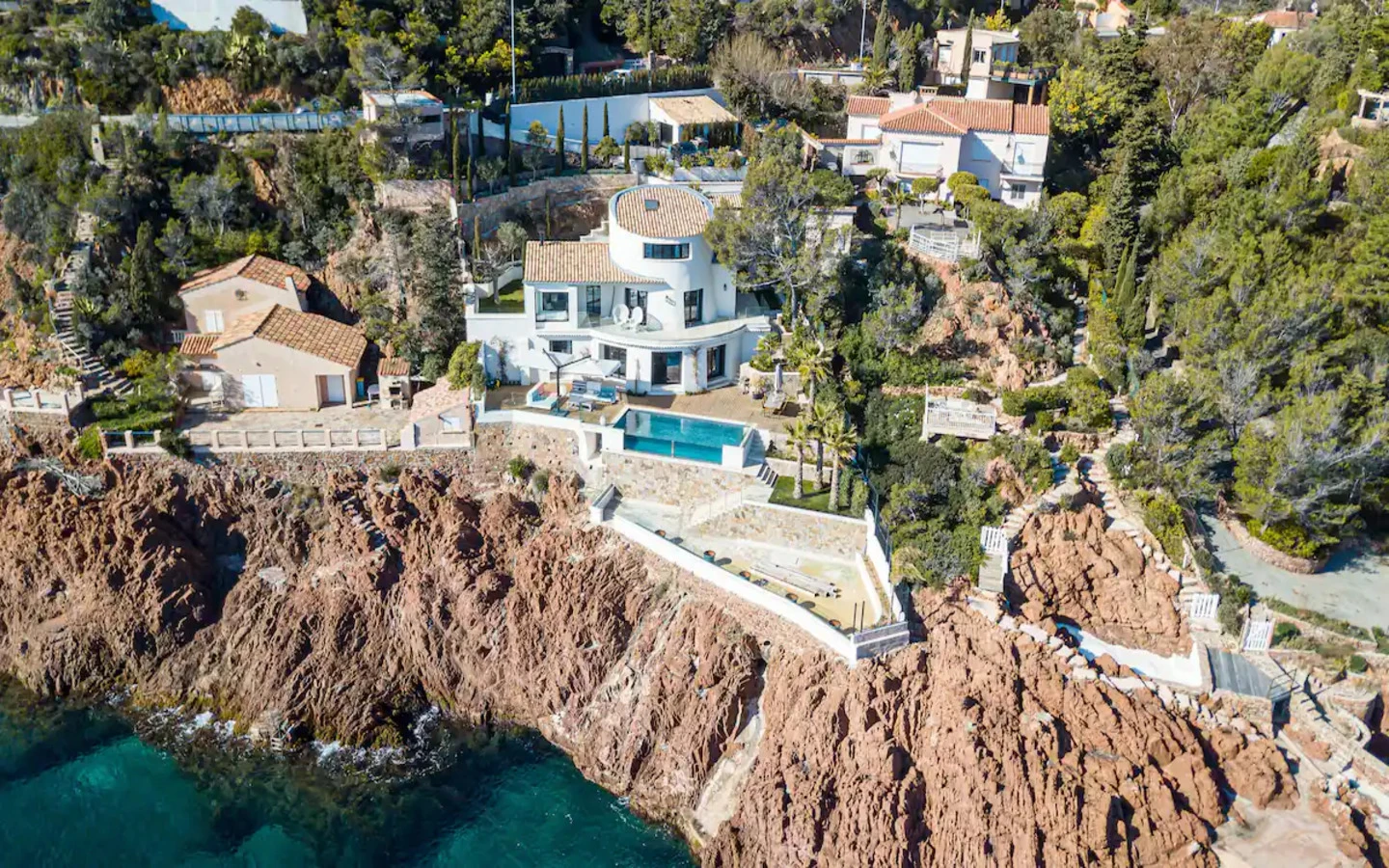 The Heli Villa