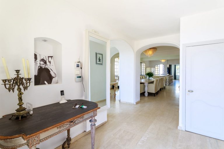 The Octa Villa