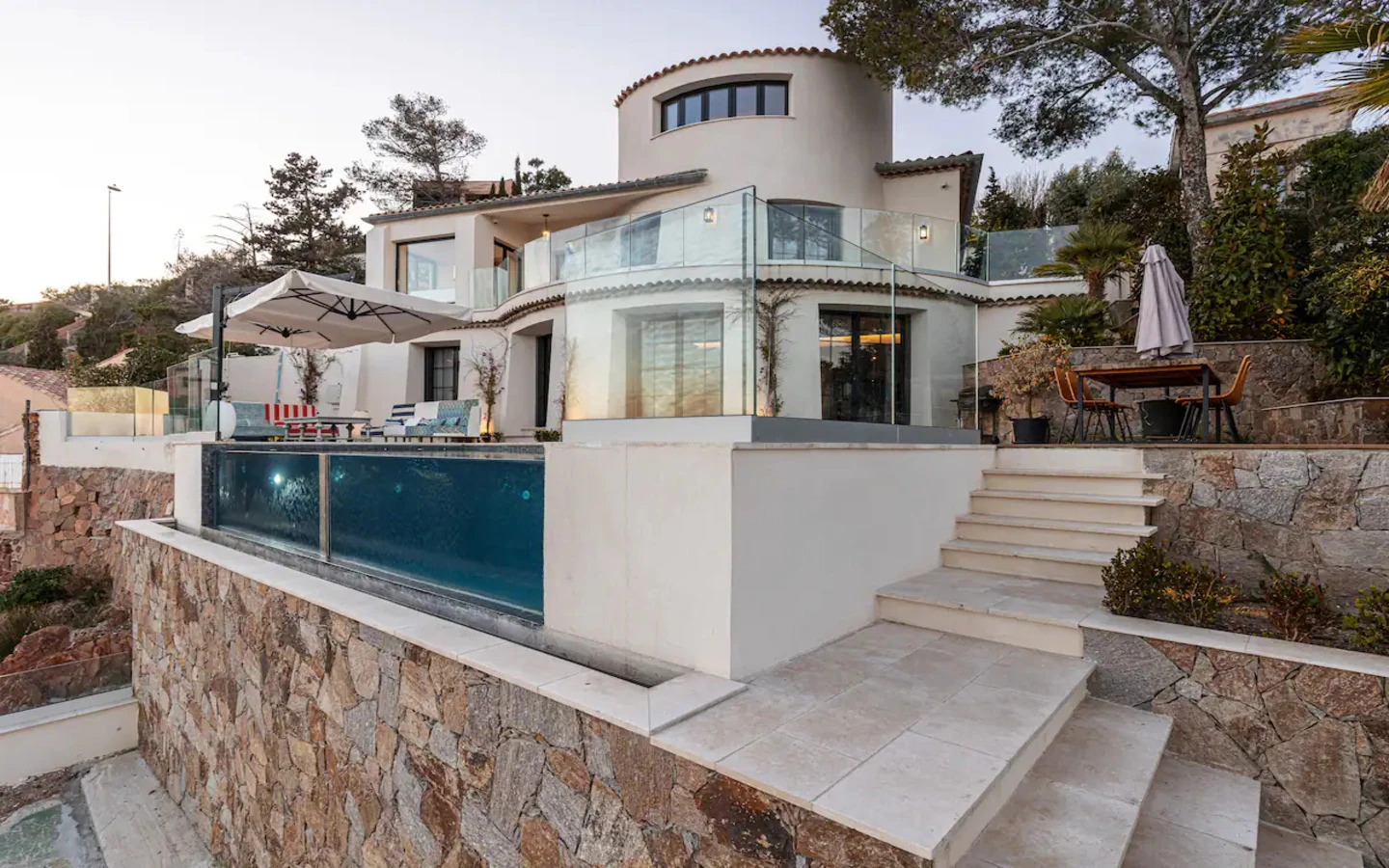 The Heli Villa