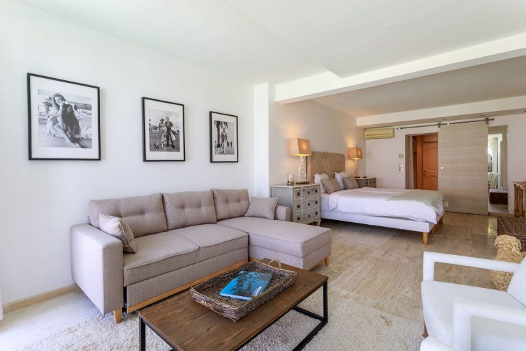 The Octa Villa