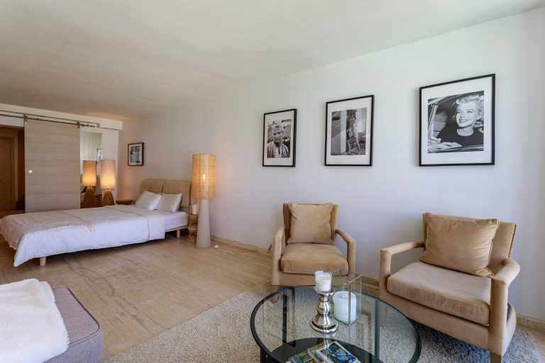 The Octa Villa