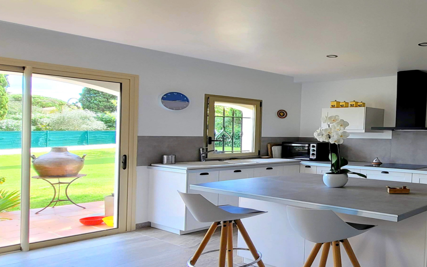 The Aliz Villa