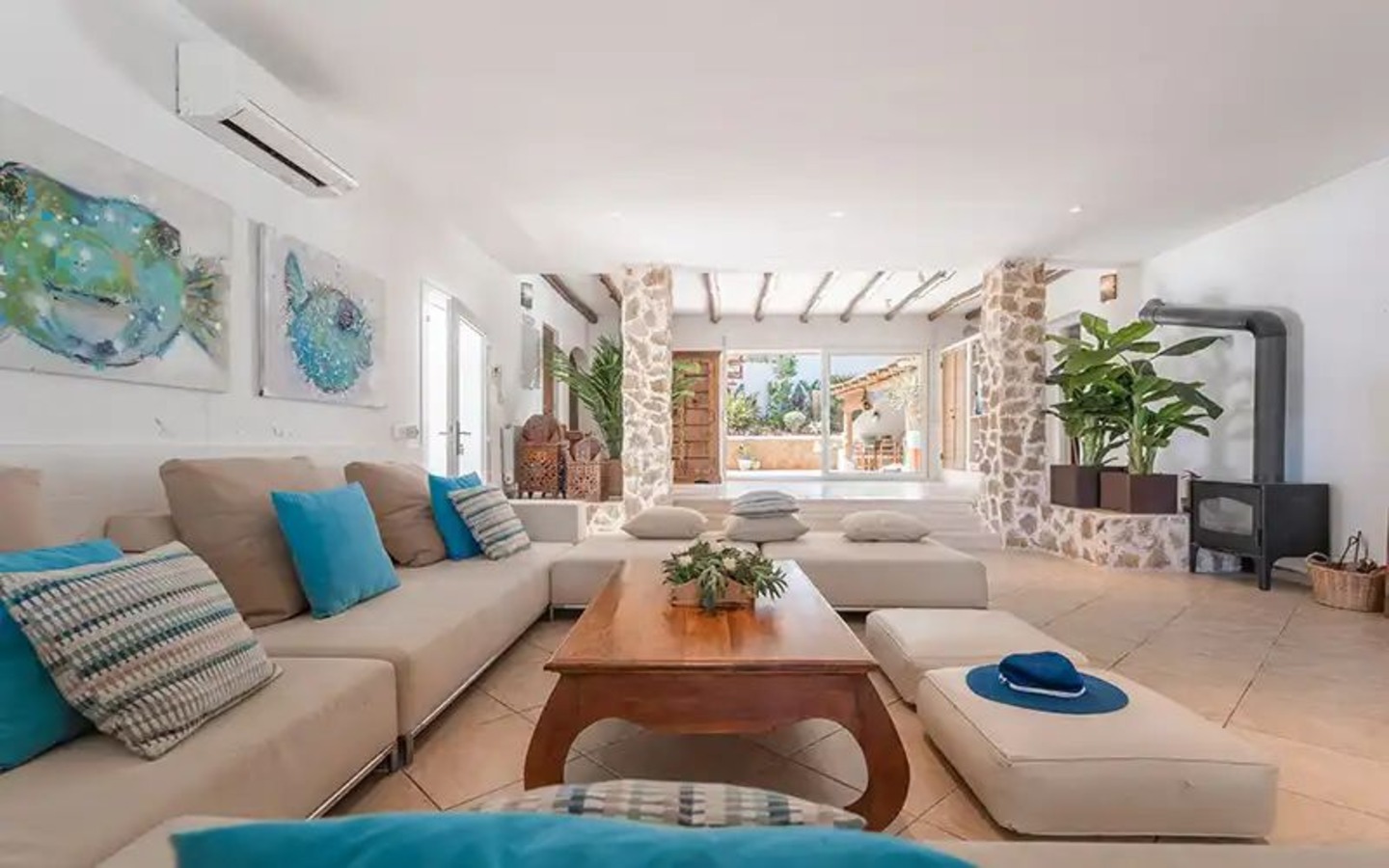 The CanTaika Villa
