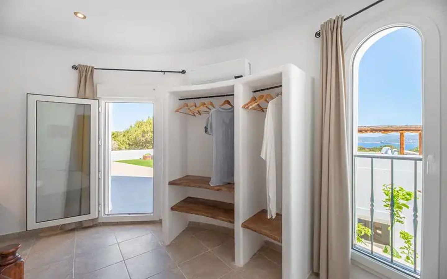 The CanTaika Villa