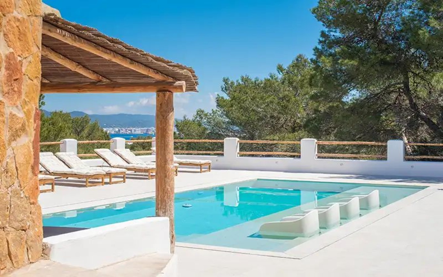 The CanTaika Villa