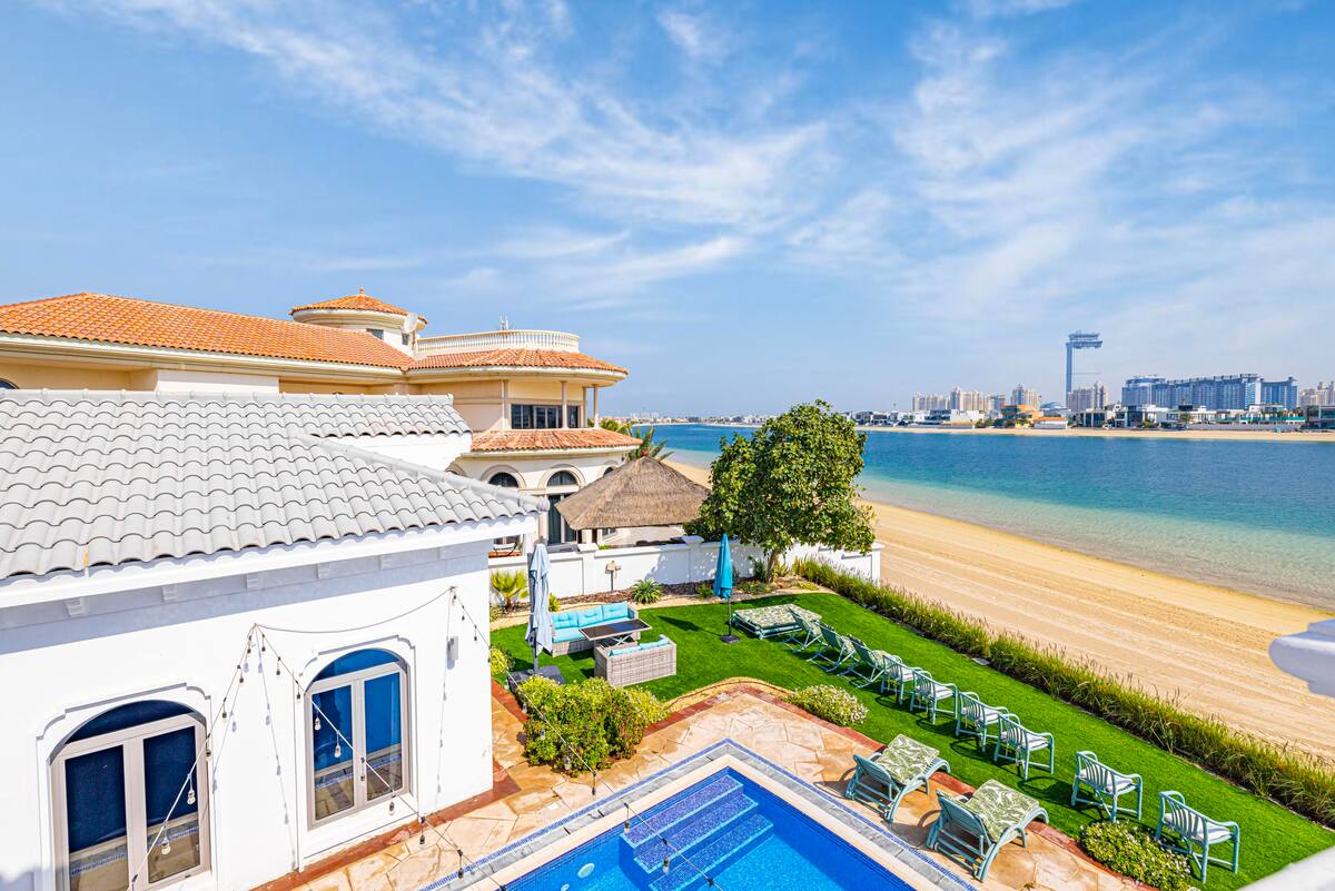 Frond M Villa
