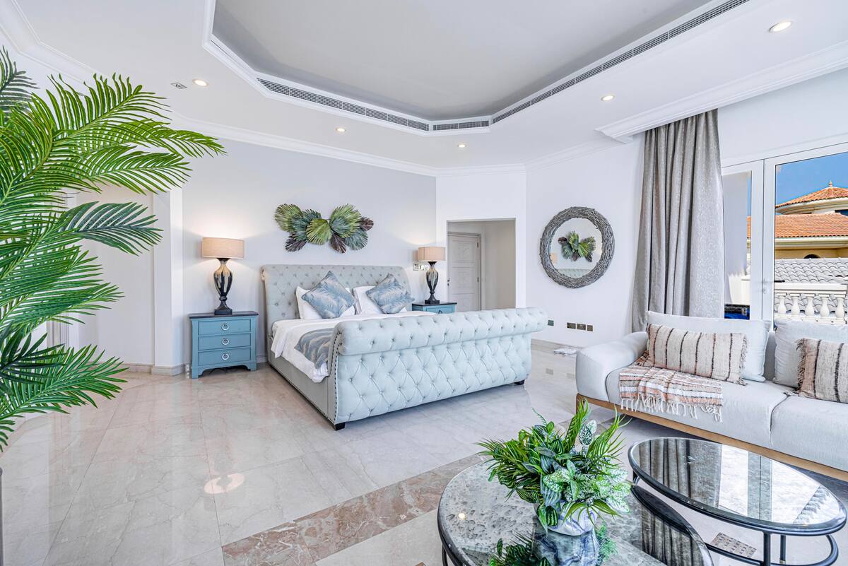 Frond M Villa