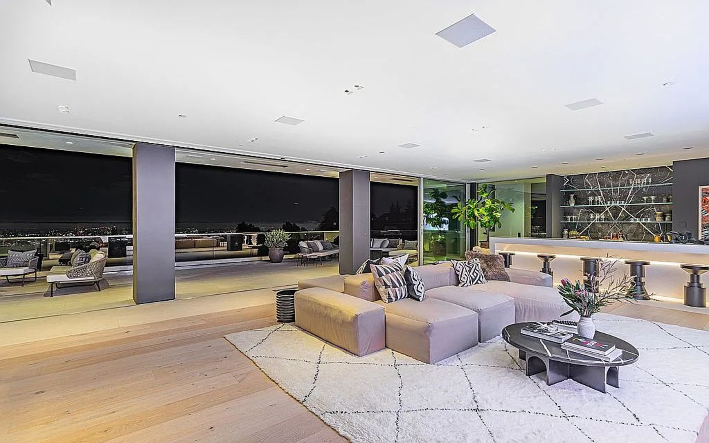 The Airbell Estate