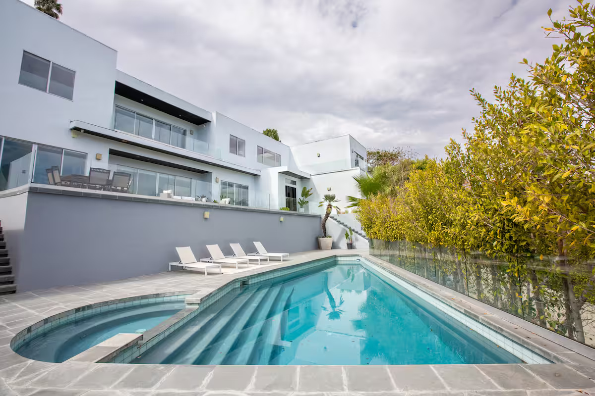 The Travis Villa