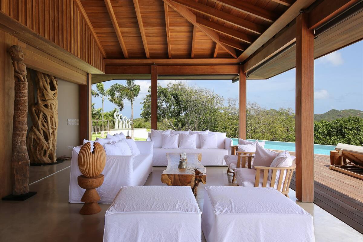 The Ixfalia Villa