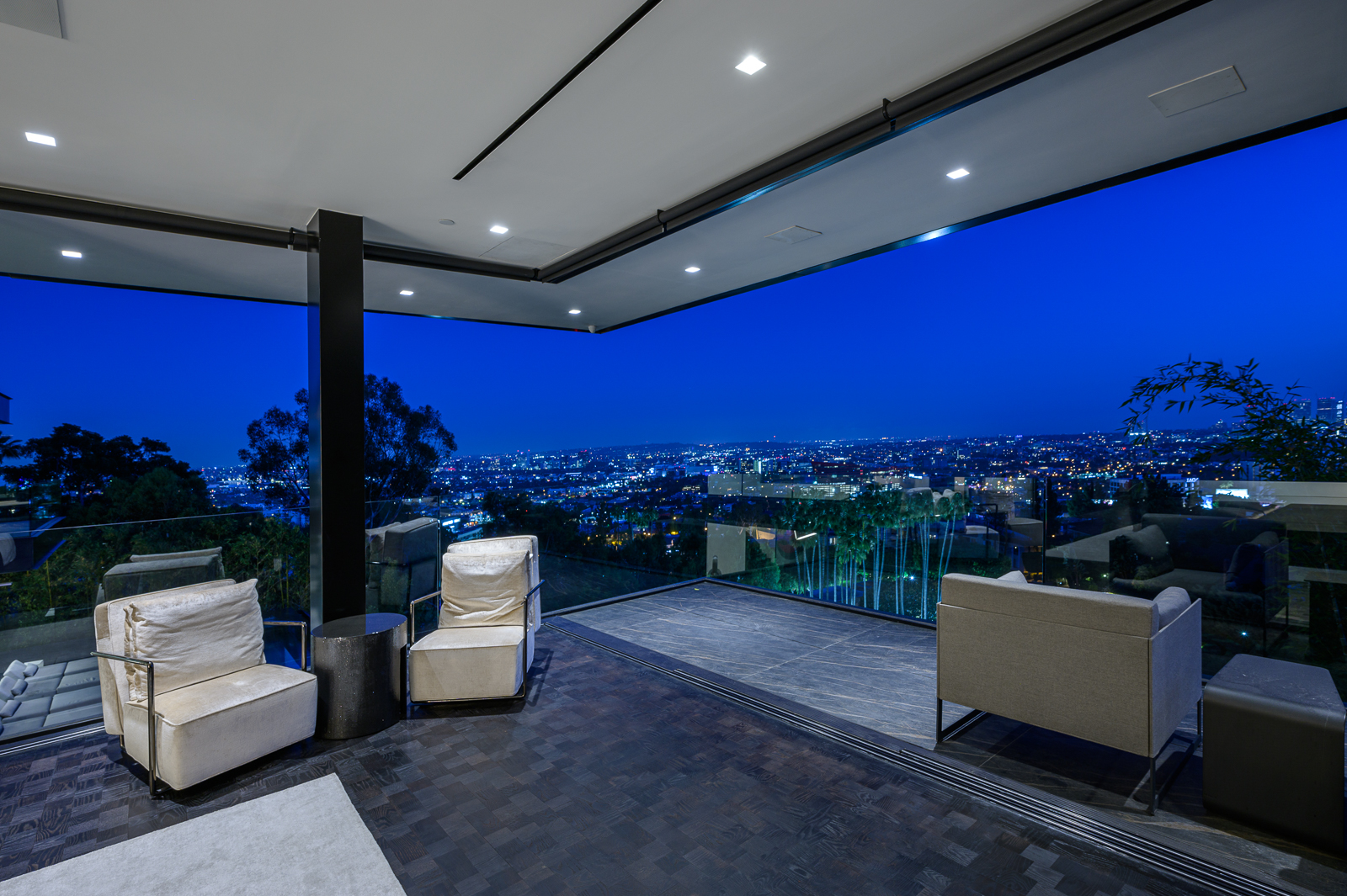 The London Mansion