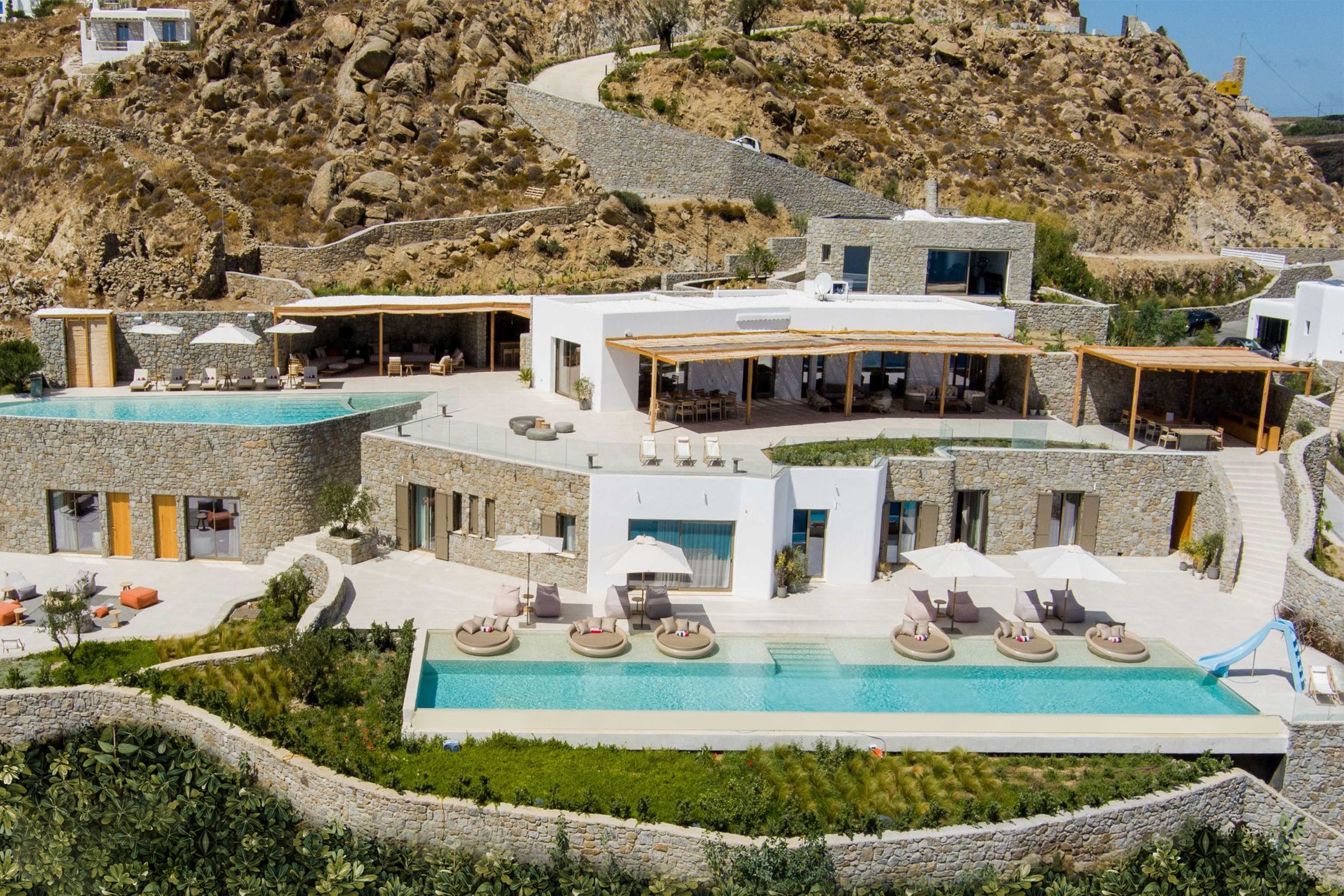 The Psarou Villa