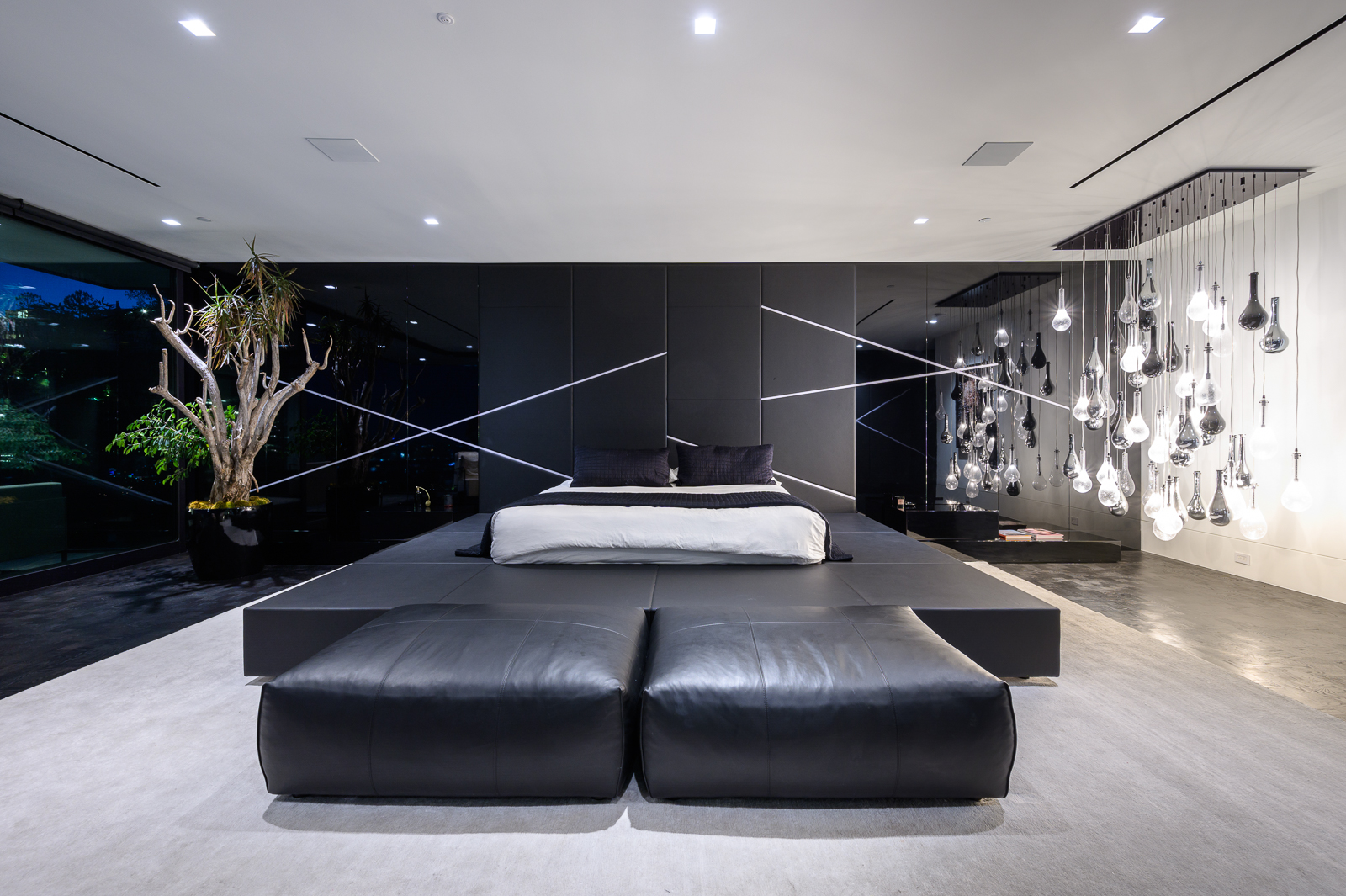 The London Mansion