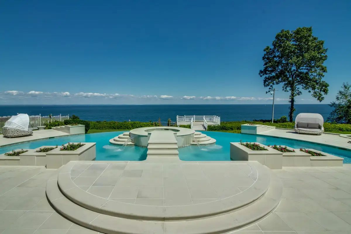 The Palais Estate