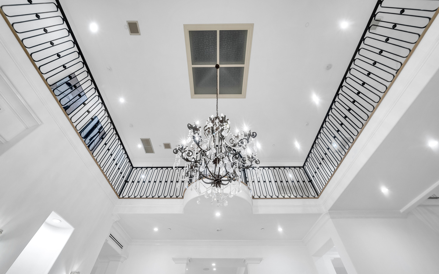 The Ysidora Villa