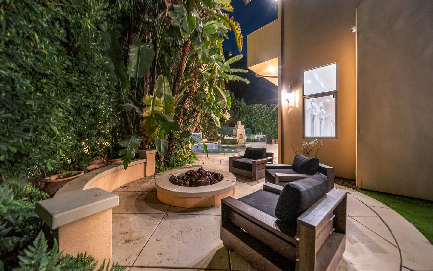 The Ysidora Villa