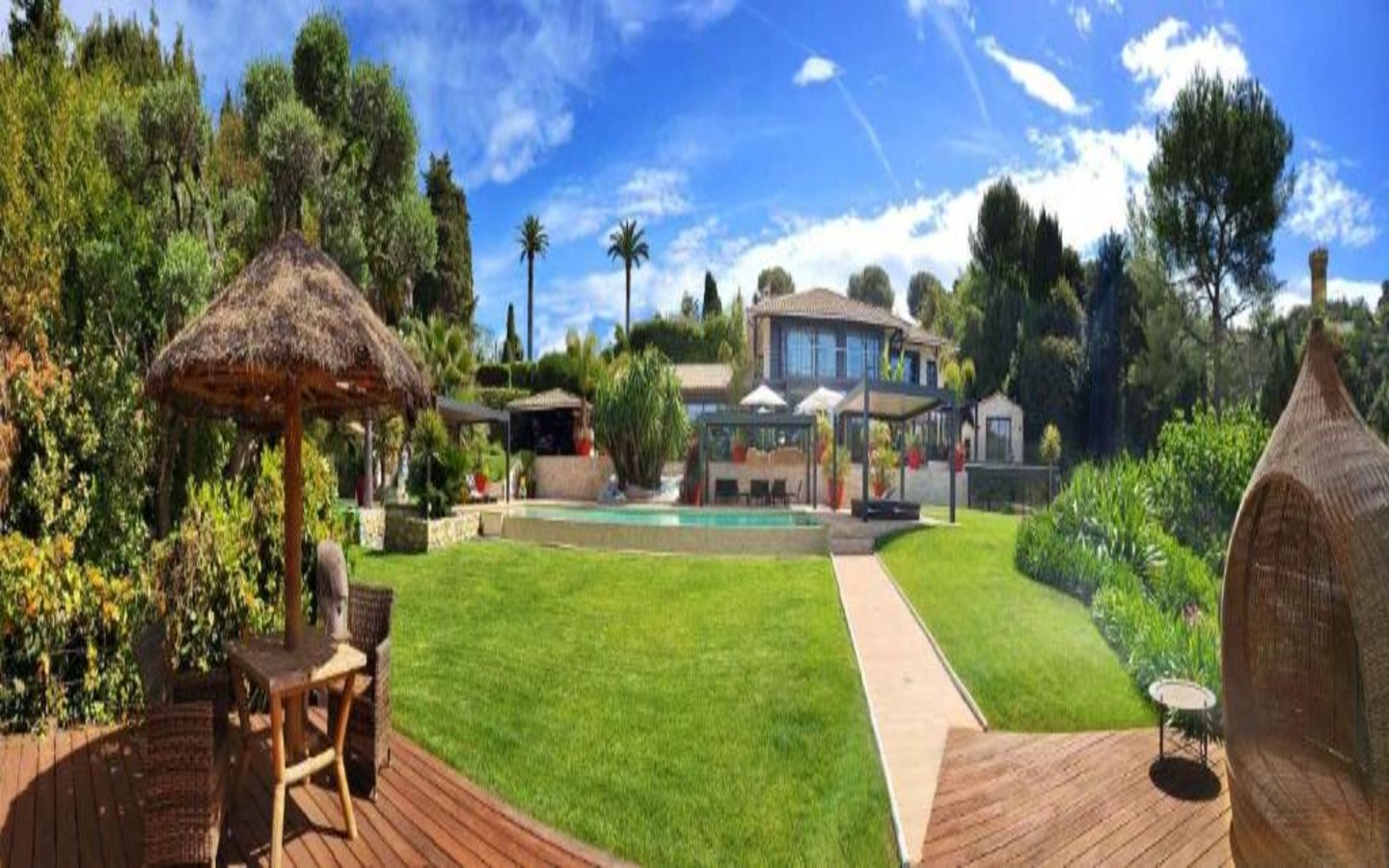 The Cari Villa