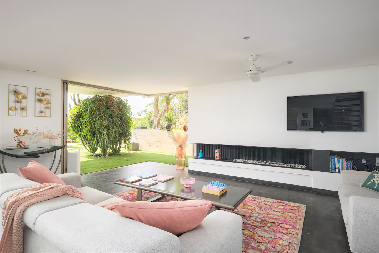 The Supra Villa