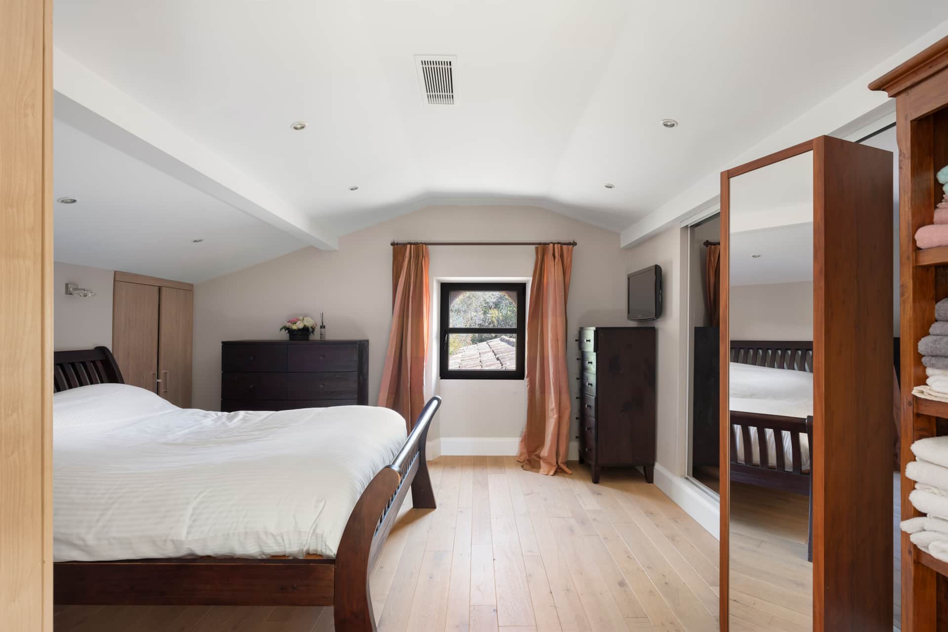 The Hugo Villa
