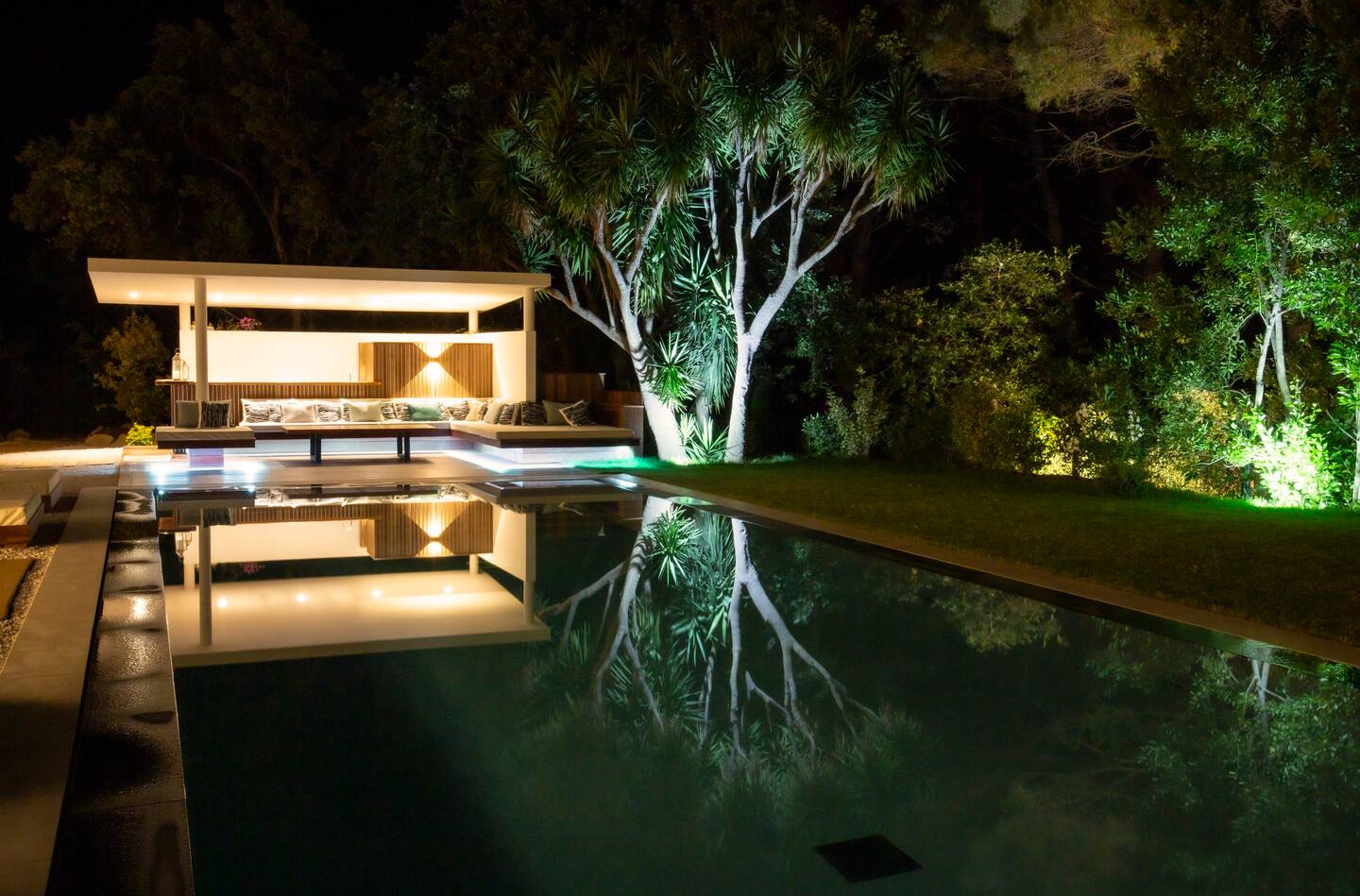 The Alga Villa