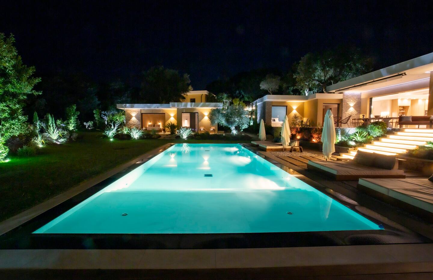 The Alga Villa