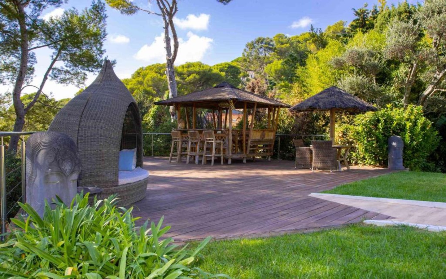 The Cari Villa